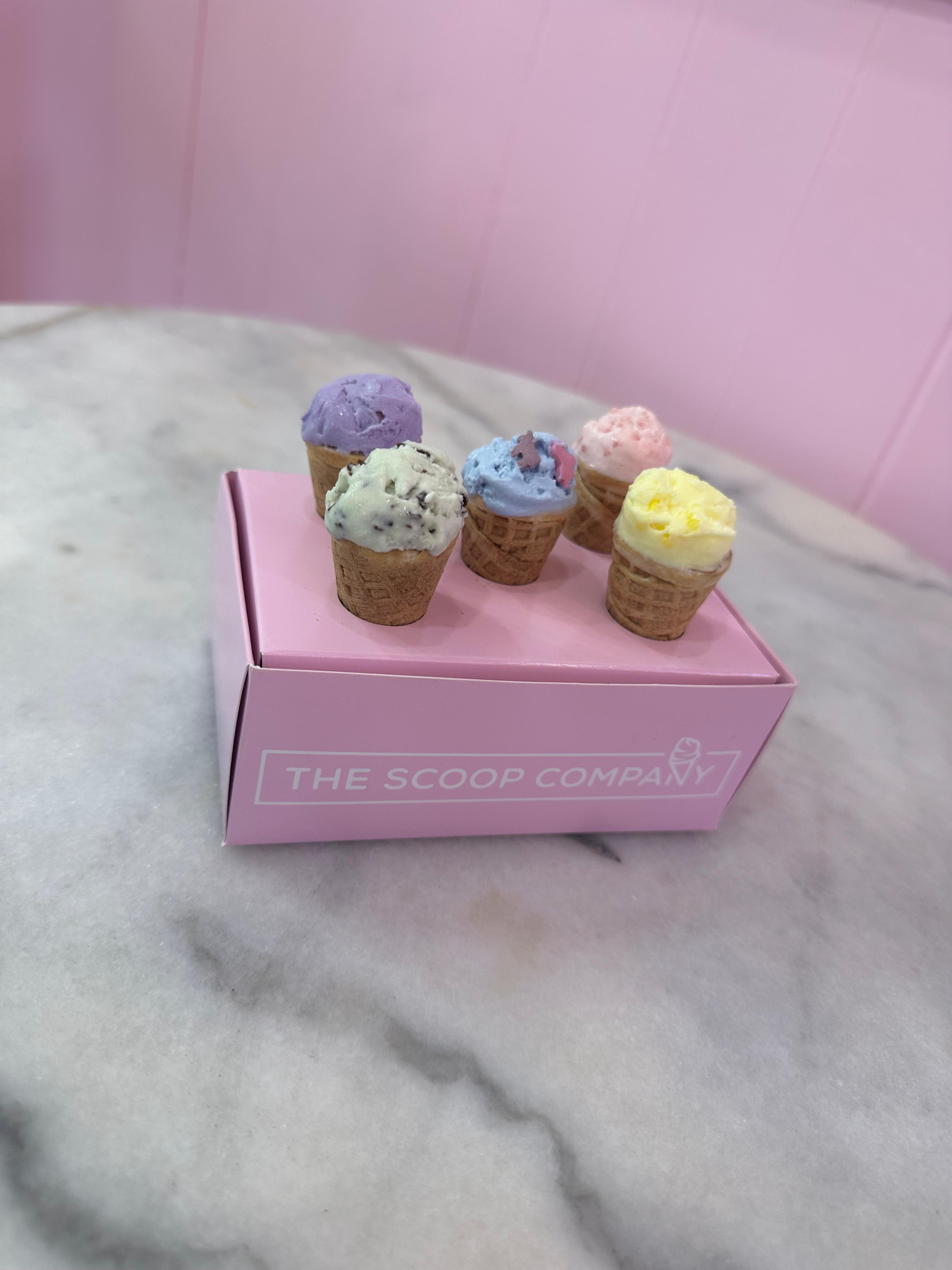 5 Mini Cones 🍬